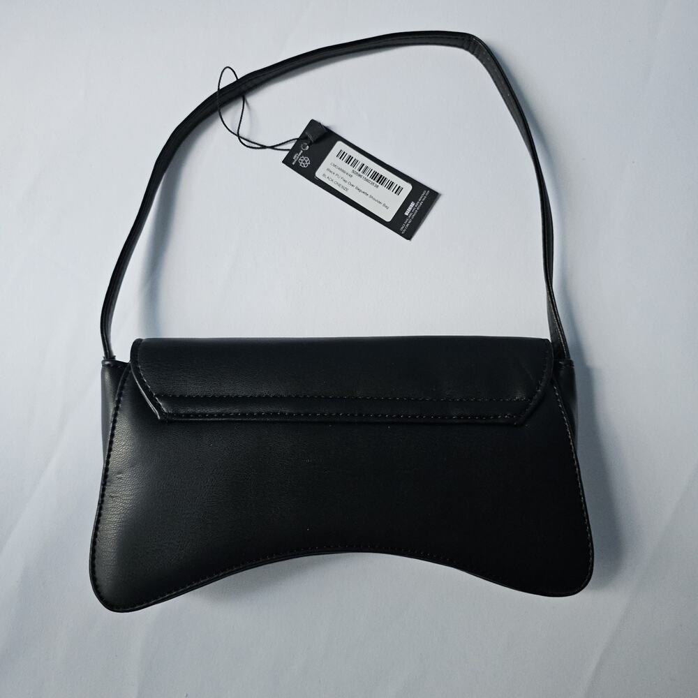 PrettyLittleThing Curve Black PU Asymmetric Shoulder Bag NWT Faux Leather Y2K